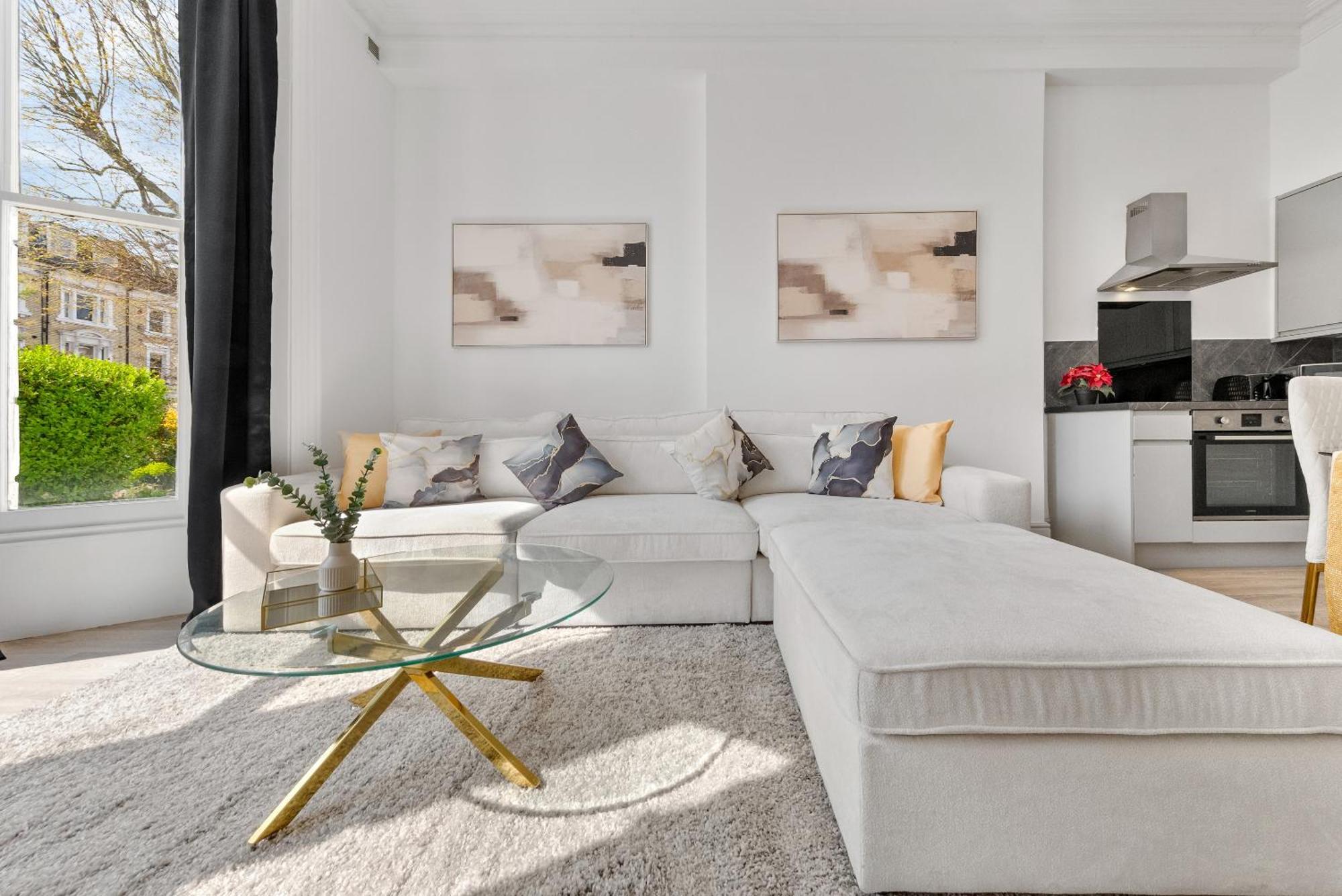 Minimalist Luxe 2br Designer Retreat In Prime Kensington For 6 Next To Station Harrods